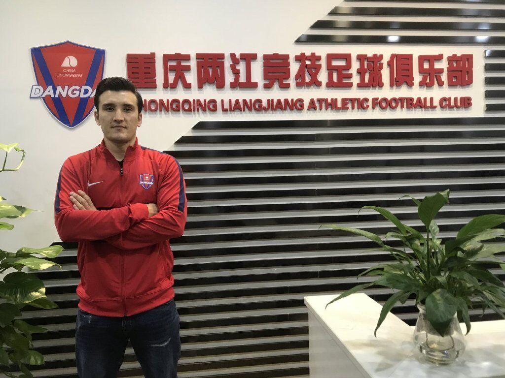 图尔苏诺夫隔离解除抵达重庆，一周前后进入赛区归队