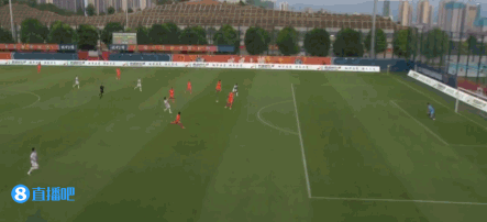 中甲-吉森两射一传梁学铭破门 梅州客家4-0江西北大门继续领跑