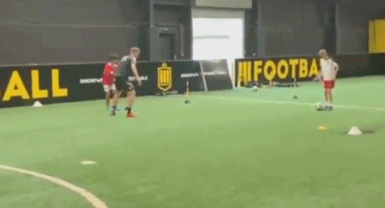 以父之名，迷你罗与马蒂奇儿子复刻对阵切尔西进球